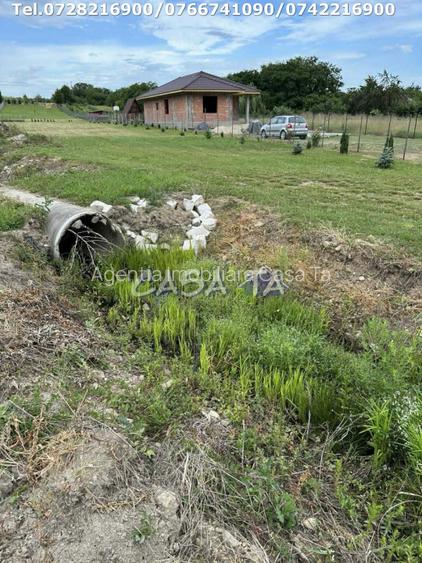 Teren Intravilan (5000 mp),situat in Lelesti, Com. Lelesti - 8