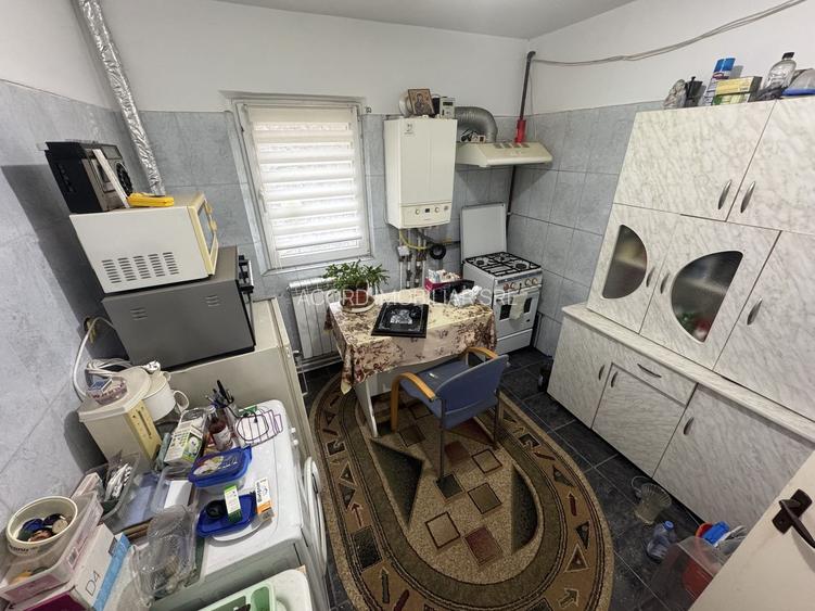 Apartament 3 camere zona Inel 1 cu Centrala - 7