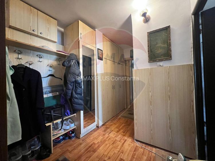 Apartament cu 3 camere de vânzare - 7