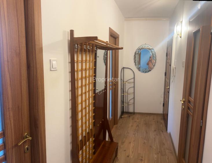 PROPRIETAR vaănd apartament 2 camere,semidecomandat,zona ultracentrală în - 9