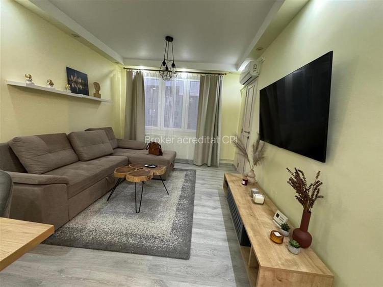 Apartament 3 camere finisaje premium Str. Patriotilor nr. 8 - 2