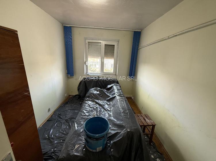 Apartament 3 camere zona KM 4-5 - 4