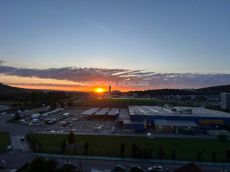 Apartament 2 camere de 42mp plus terasa 14,3mp zona : Metro - 9