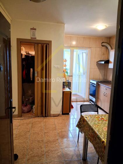Apartament 3 camere Bd. Obregia Metrou Piata Sudului Decomandat Vedere Spate - 2