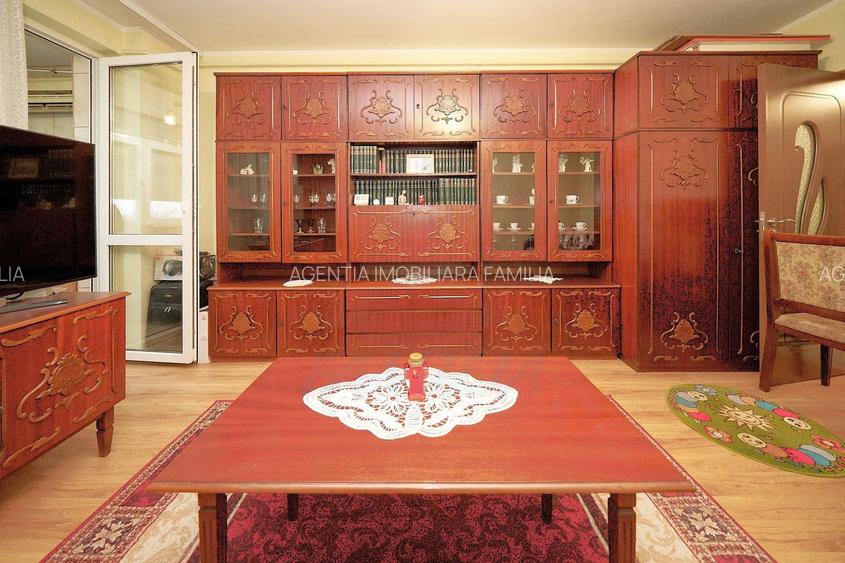 42.5oo euro, apartament o camera LIBER!!!,  etaj intermediar Siderurg - 8