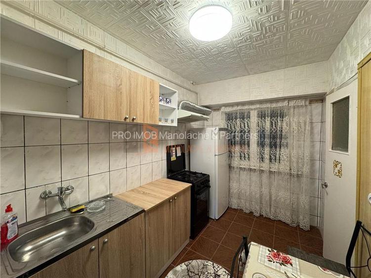 Apartament 4 camere cf 1 decomandat zona Micro 5 - 5