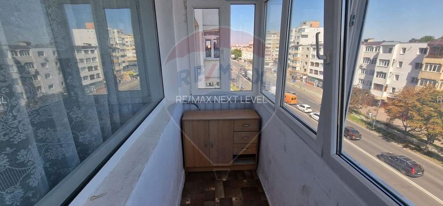 Apartament DE INCHIRIAT cu 2 camere decomandate, zona Narcisa - 11