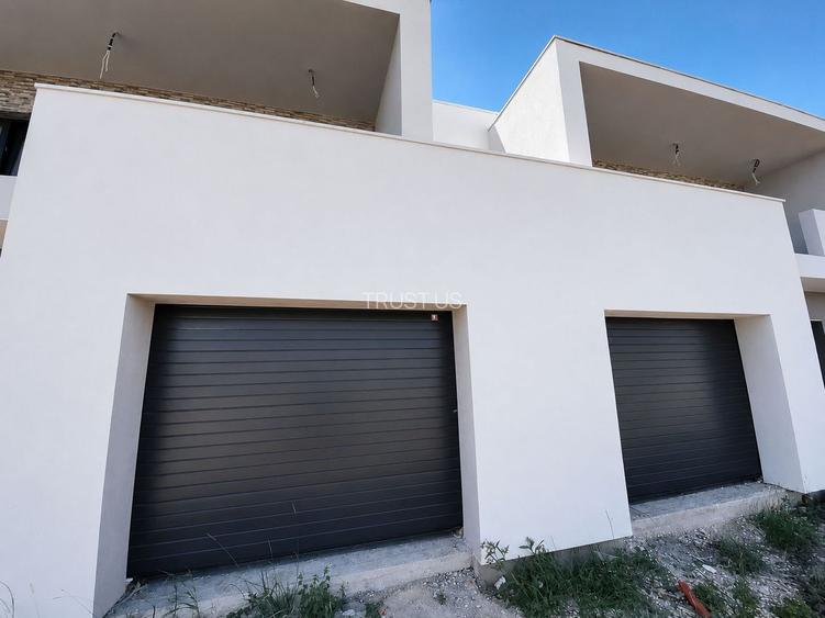 COMISION 0, Duplex cu Garaj, 4 Camere, 140mp, Toate Utilitati, SACALAZ - 2