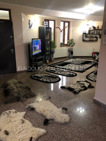 Vila D+P+M - Loc.Poiana - 245.000 euro  (Cod E2) - 4