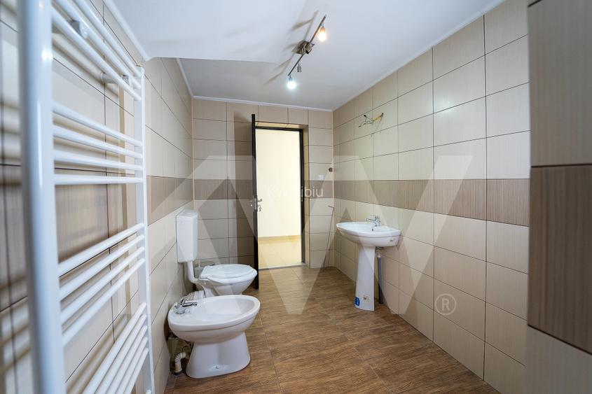 Casă individuală gata de mutat - Oportunitate in Cristian - 18