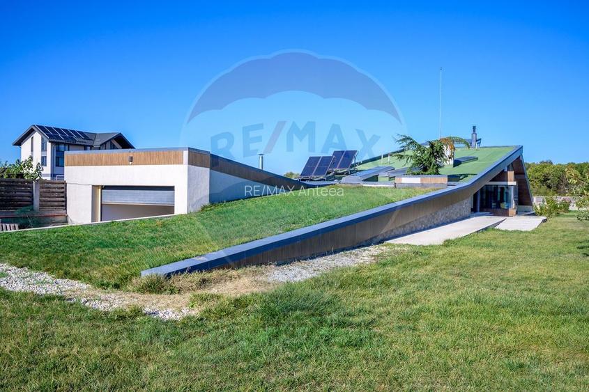 Vilă Futuristă: Eleganță & Inovație la limita pădurii, piscină, 4500mp - 4