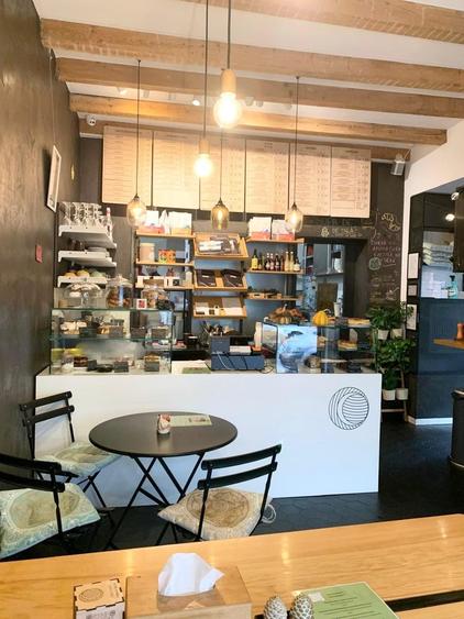 Spatiu HORECA 52 mp + terasa 23 mp – Piata Romana