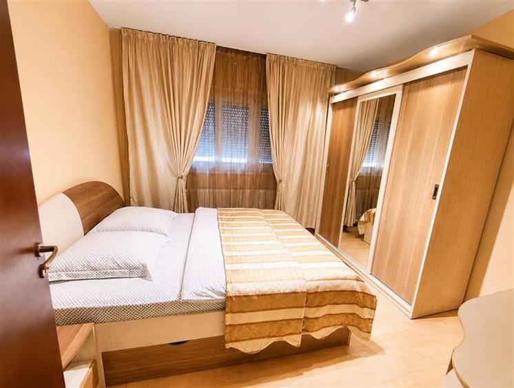 Apartament 2 camere decomandat 55 mp Centrul Civic- Toamnei