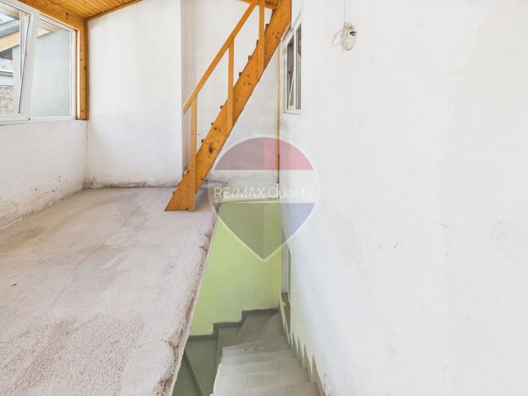 Casa cu 8 camere de vanzare | rezidential si comercial | Nerva Traian - 11