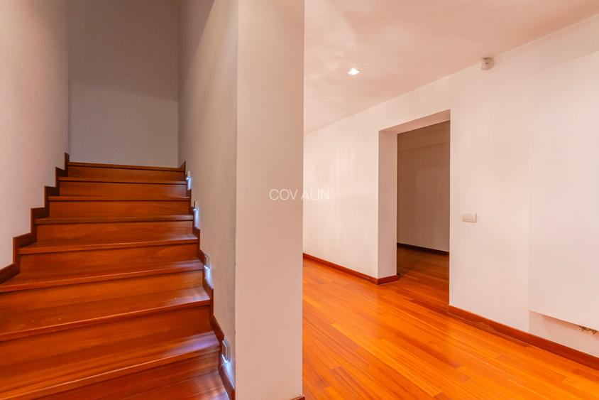 Proprietate unica tip vila, ultra central, S+P+2E, lift, priveliste peisagistica - 30