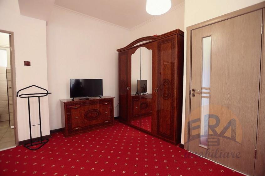 Casa cu 3 apartamente, P-ta Unirii , Str. Primariei