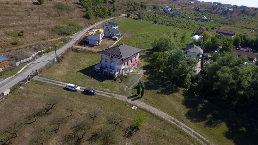 Investiție cu multiple destinații, zona Sun Garden - 18 camere
