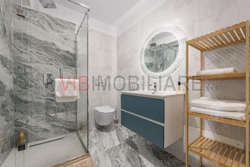 Titanic White, apartament lux, vedere frontala la mare - 11