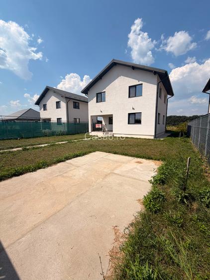 Vilă Individuală Nouă P+1 | 4 Camere | 141 mp utili | Teren 350 mp |