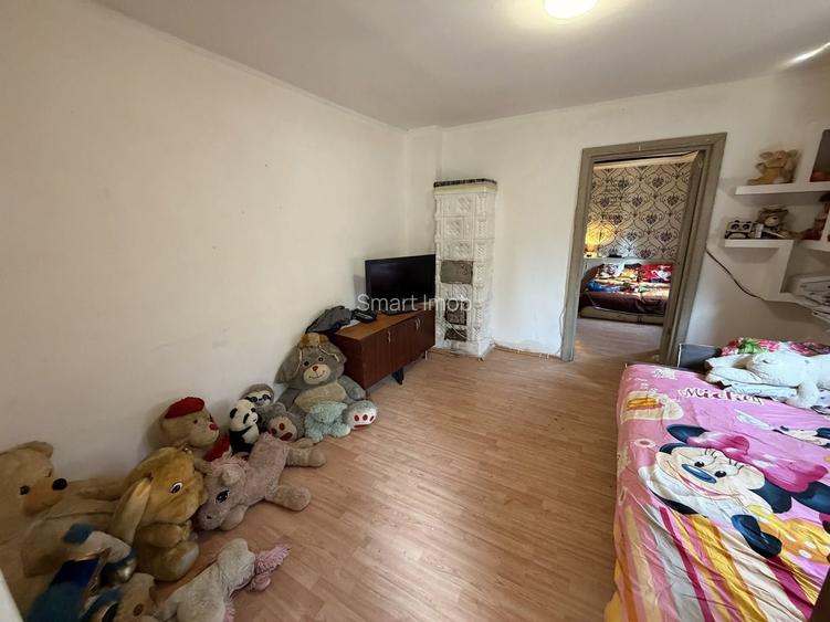 De vânzare casa Zona Pisc - 6