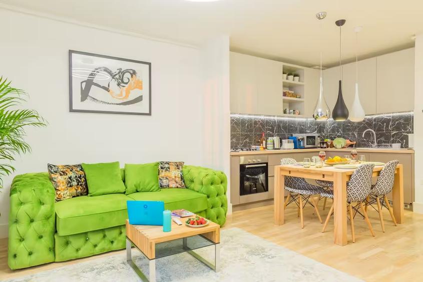 Apartament 2 camere cu loc de parcare subteran 102 The Address