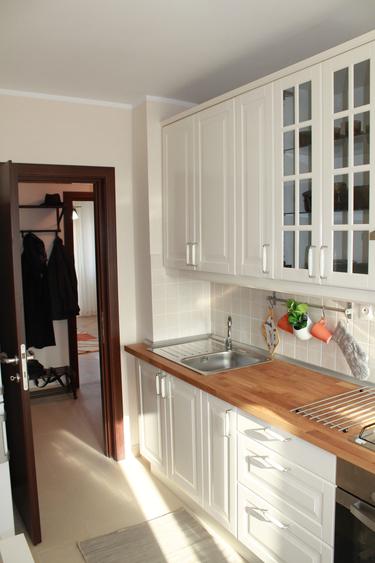 Vanzare apartament 3 cam  vedere Libertatii-casa Poporului ,mobilat și utilat