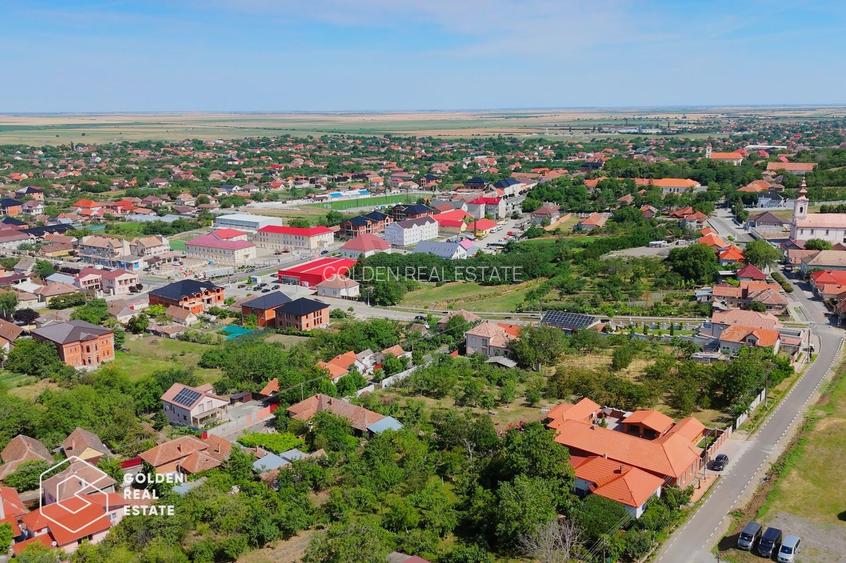 Casa din caramida, P+E, in Siria, teren 1878 mp, comision 0% - 28