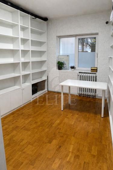 Apartament 3 camere în zona Facultatea de Medicina