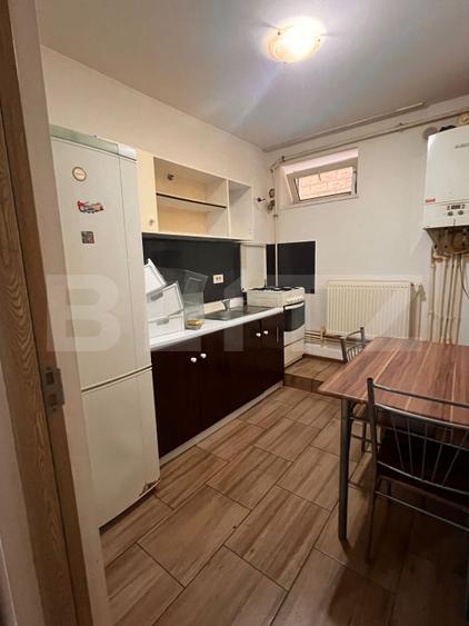 Apartament cu 2 camere, semidecomandat, Cuza Vodă
