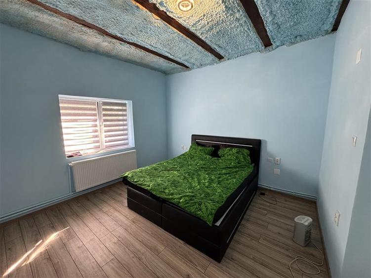 Casa 4 camere + 8418 mp de teren