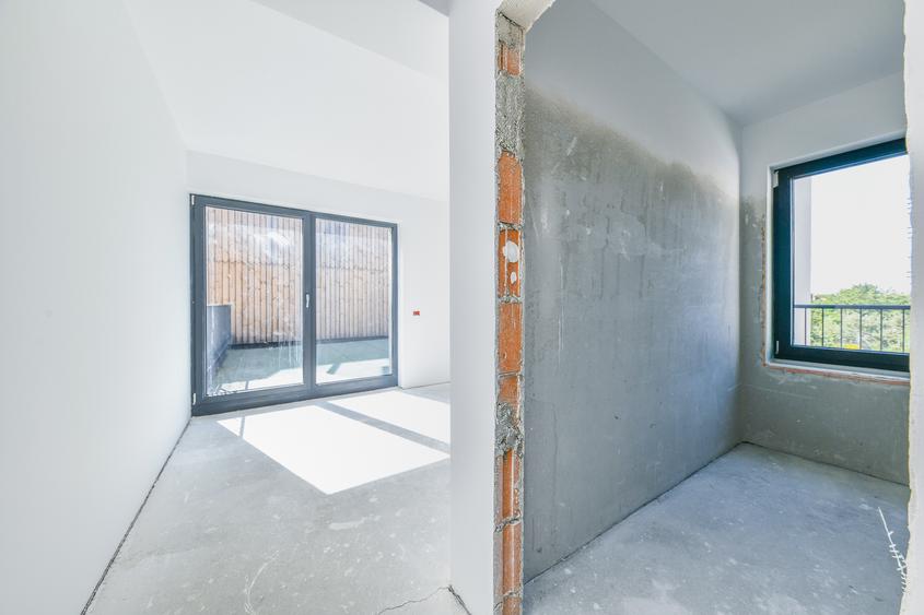 Apartament de 4 camere cu o terasă de 43 mp plus un balcon -M99 Residence