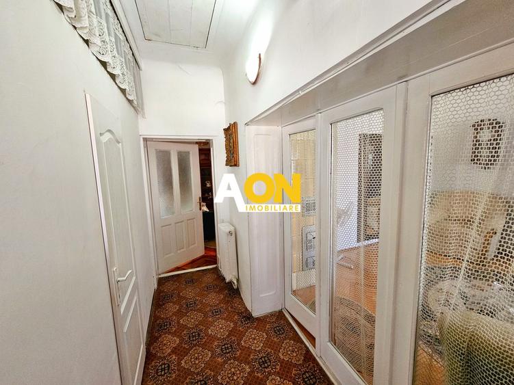 Casa 4 camere, 525 mp teren, zona Centru