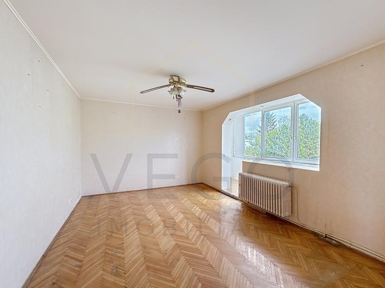 Apartament cu 4 camere decomandate la 2395 eur/mp in Manastur