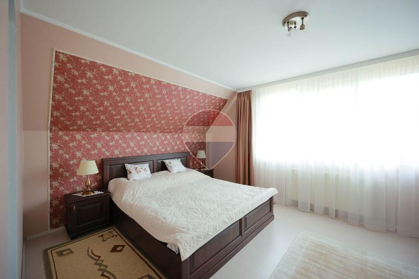 Casă în Stil Canadian, 6 camere, teren 795 mp, Sântandrei, de vânzare