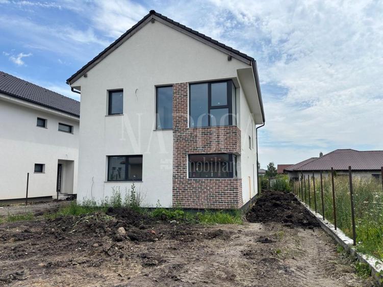Casa 4 camere de vanzare in Chinteni