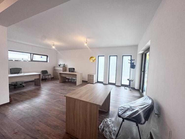 Spatiu Birouri - Parter 4 camere + Terasa 28mp - Otopeni Odaile