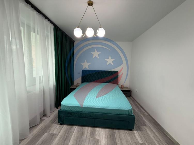 Apartament 4 camere/ de inchiriat/Onioptic/ Craiova/Ultracentral