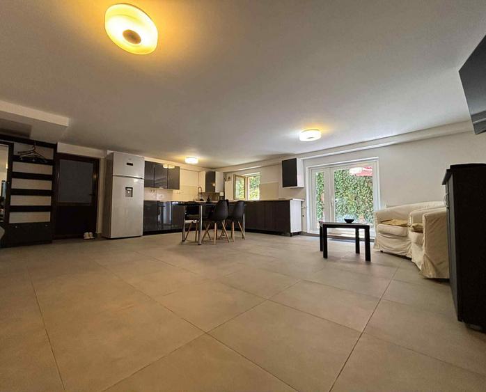 Apartament cu 3 camere , 80 mp , Manastur