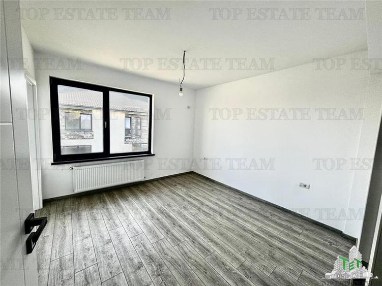Sector 5 / granita cu Bragadiru / Duplex de vanzare cu 3 camere / Curte de 200mp