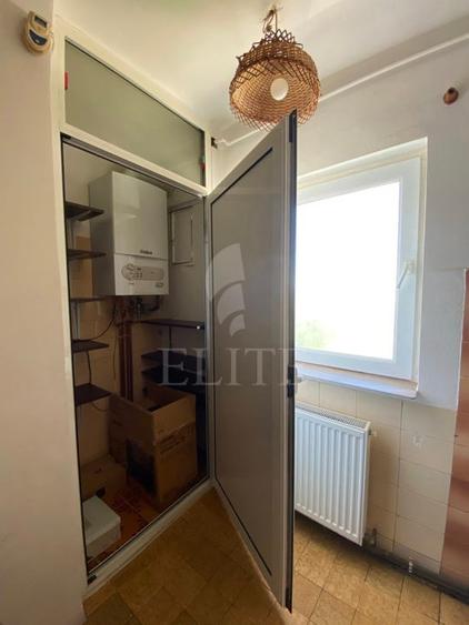 Apartament 3 camere în zona PIATA ZORILOR