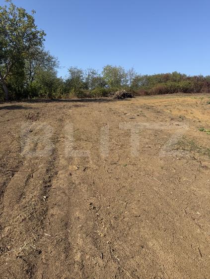 Teren intravila, 1360 mp, zona Simleu Silvaniei