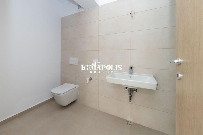 Penthouse 4 camere, 2 terase, panoramă munți și Tâmpa
