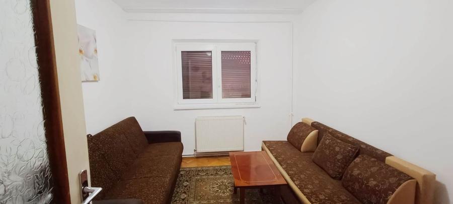 Apartament cu 3 camere in Racadau