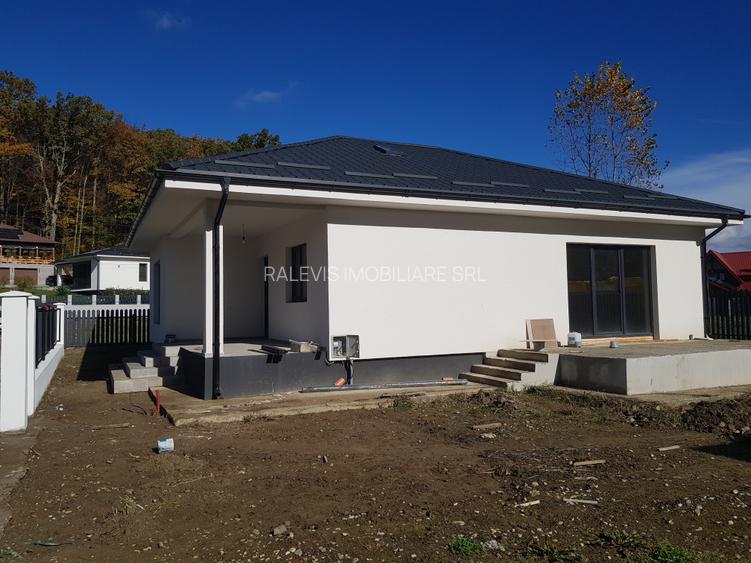 Vanzare casa la padure, an 2025, Bascov, Uiasca, 132.000 euro +TVA - 3