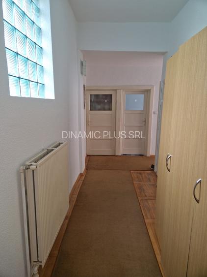 Casa vânzare zona str Lupeni - 18