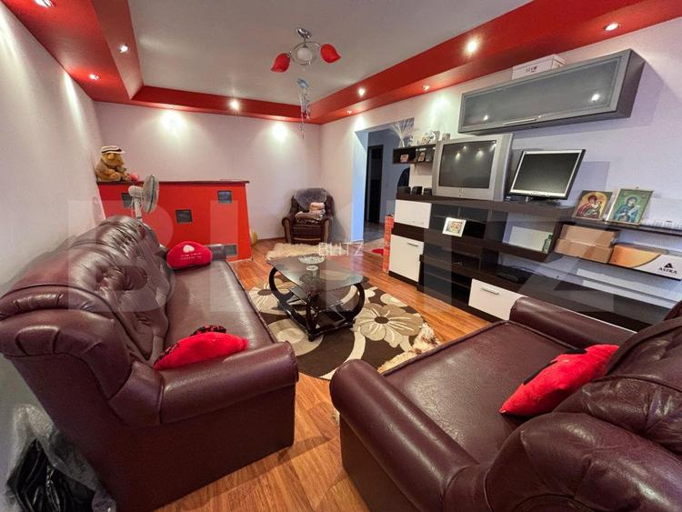 Casa de vanzare, cu 4 camere, 180 mp, zona Aninoasa - 2