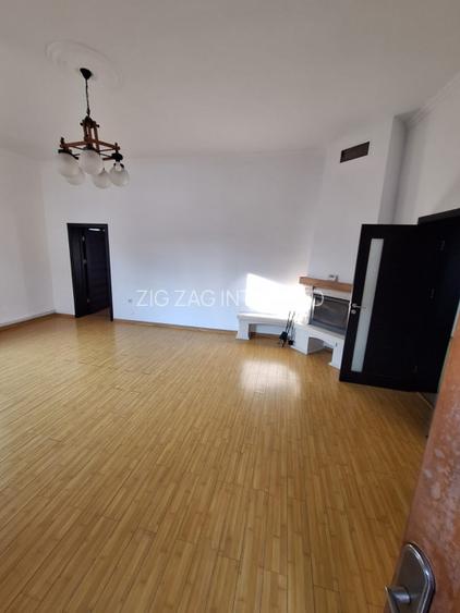 Faleza Nord, imobil P+1, 7 camere - 17