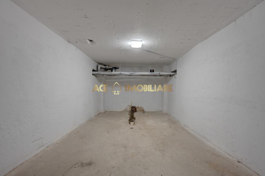 Spatiu comercial | 340 mp | Lift marfa | Curent electric trifazic