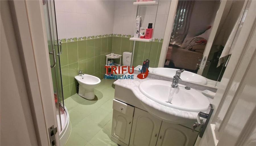 Apartament 4 camere zona Closca