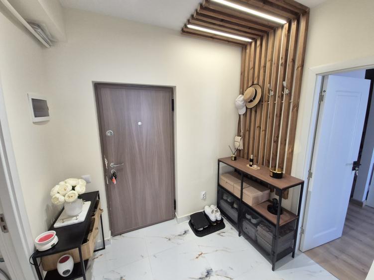Apartament modern/ 2camere/ bloc nou/ balcon 12mp/ zona Terra